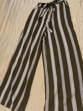 Striped Wide-Leg Pants